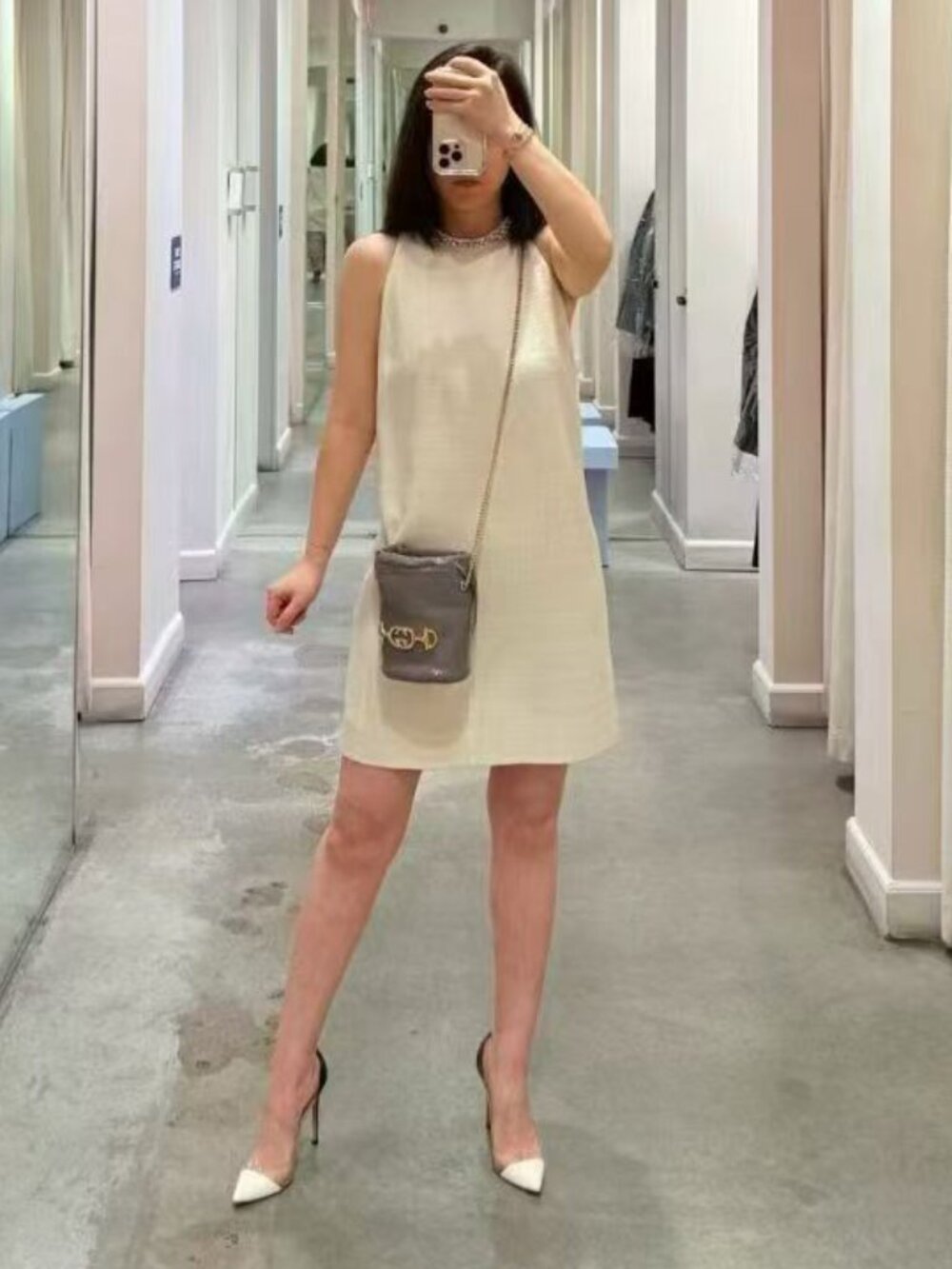 Gucci Zumi Pyhon Snakeskin Mini Bucket Bag Dusty Grey $2850 New in Box - Picture 8 of 8